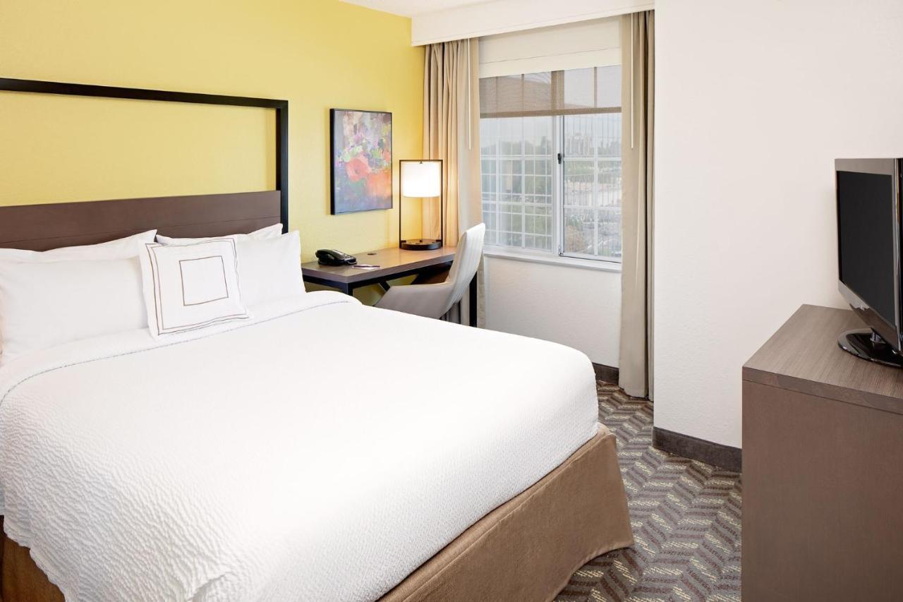 Residence Inn By Marriott Tysons Tysons Corner Extérieur photo