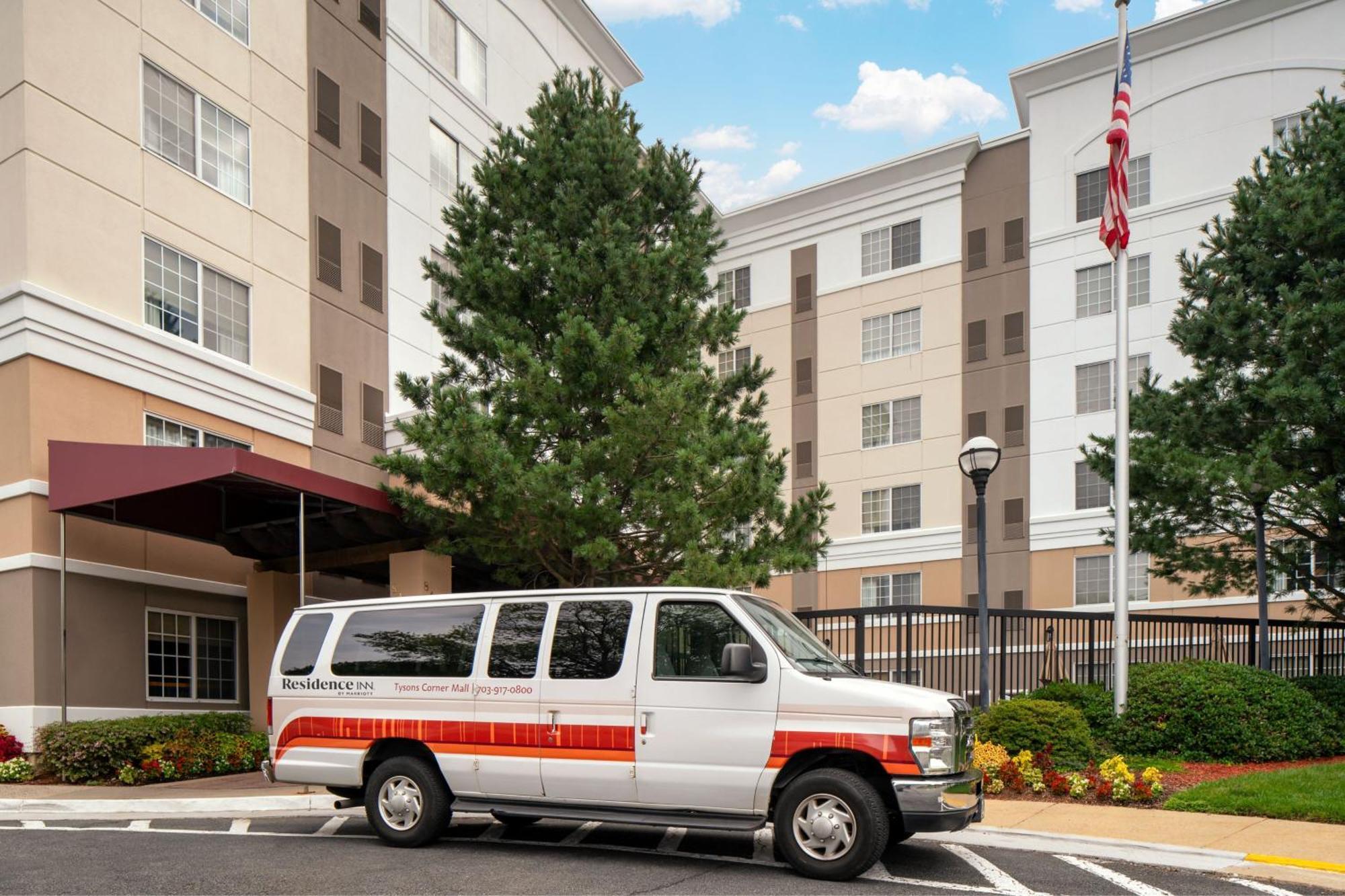 Residence Inn By Marriott Tysons Tysons Corner Extérieur photo