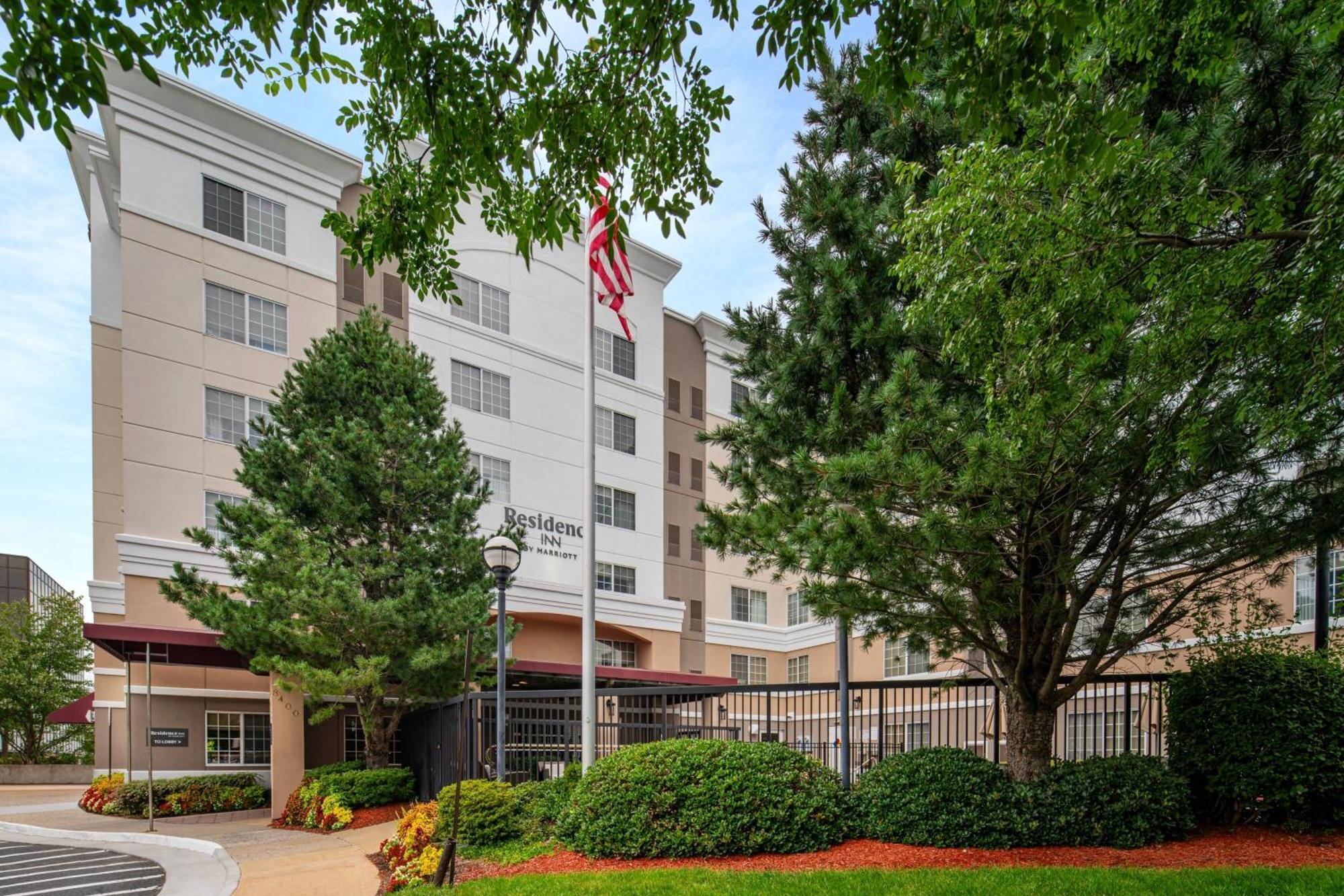Residence Inn By Marriott Tysons Tysons Corner Extérieur photo
